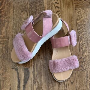 UGG Le Fluff strap platform sandal mauve 9